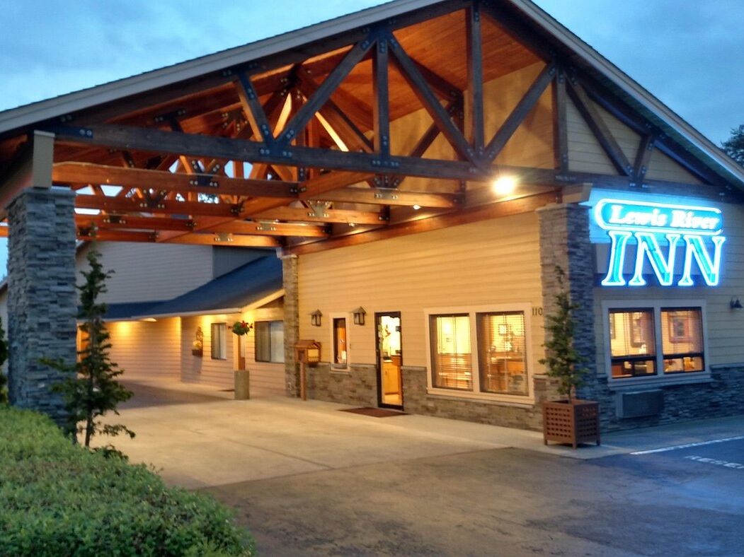 Picture of Lewis River Inn