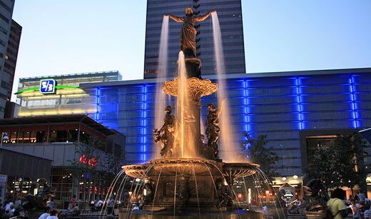 Picture of 5th St & Fountain Square