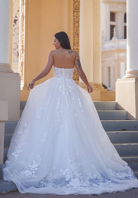 Stella York 7414 Ball Gown Wedding Dress - 3