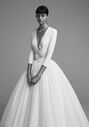 Viktor&Rolf Mariage ICED FLOWER PLISSÉ GOWN Ball Gown Wedding Dress - thumbnail - 2