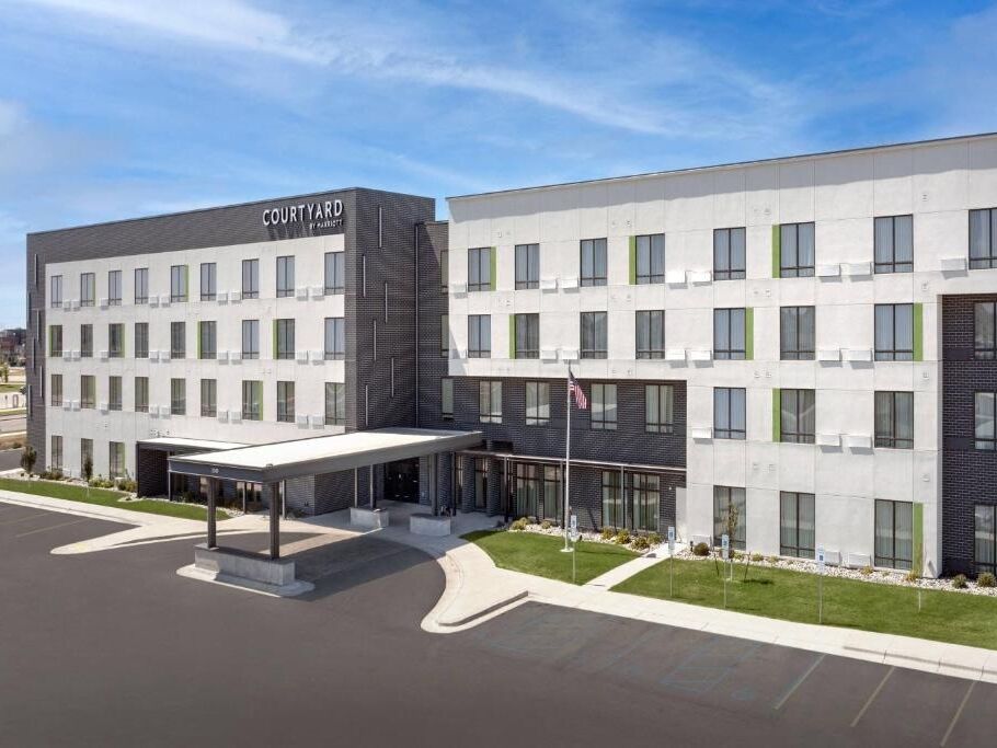 Picture of Courtyard by Marriott Fargo
