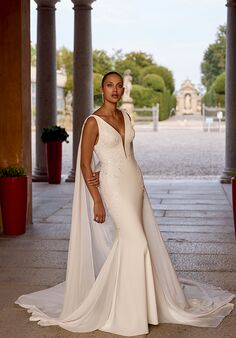 Justin Alexander Cora Fit-and-Flare Wedding Dress