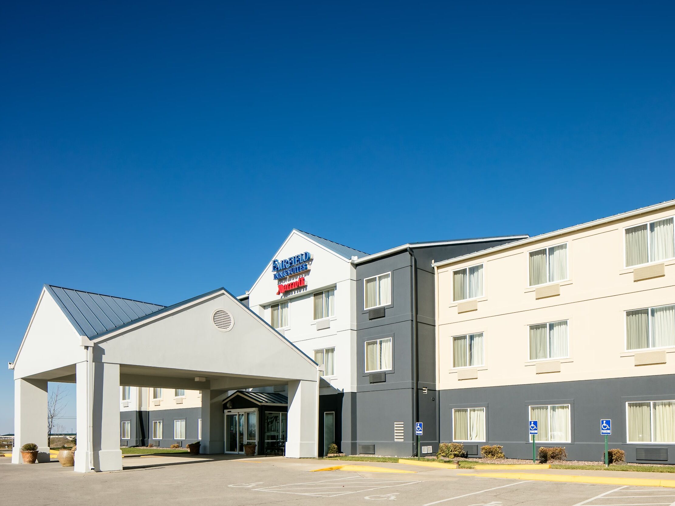 Picture of Fairfield Inn & Suites by Marriott Kansas City Airport