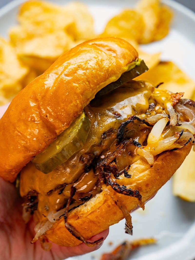 Picture of Grab an Onion Burger