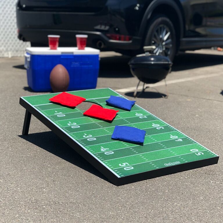 Cornhole game set, gift idea for entertaining outdoors. 