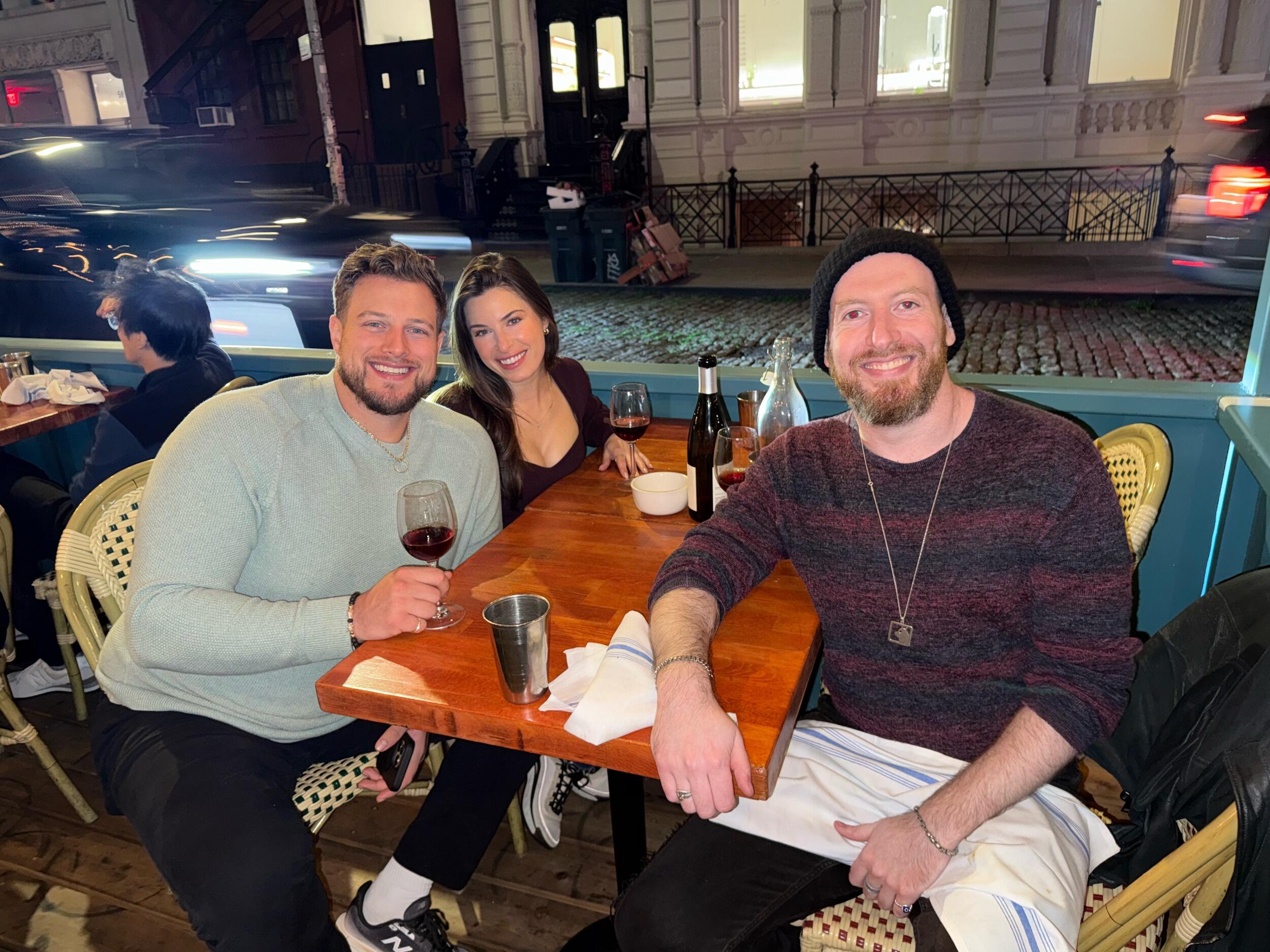 Gail and David make their way to NYC and meet David's good friend Stephen! 