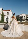 Stella York 8048 Ball Gown Wedding Dress - thumbnail - 3