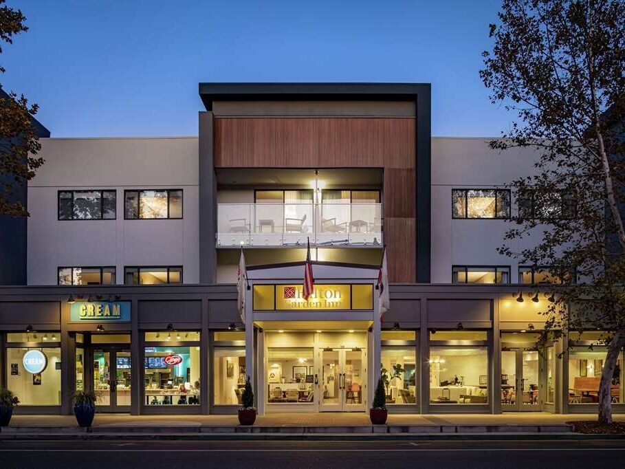 Picture of Hilton Garden Inn Davis Downtown