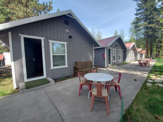 Picture of Crater Lake Resort