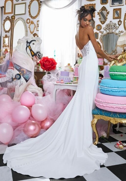 INES DI SANTO Spring 2023 - Faiza Sheath Wedding Dress - 2