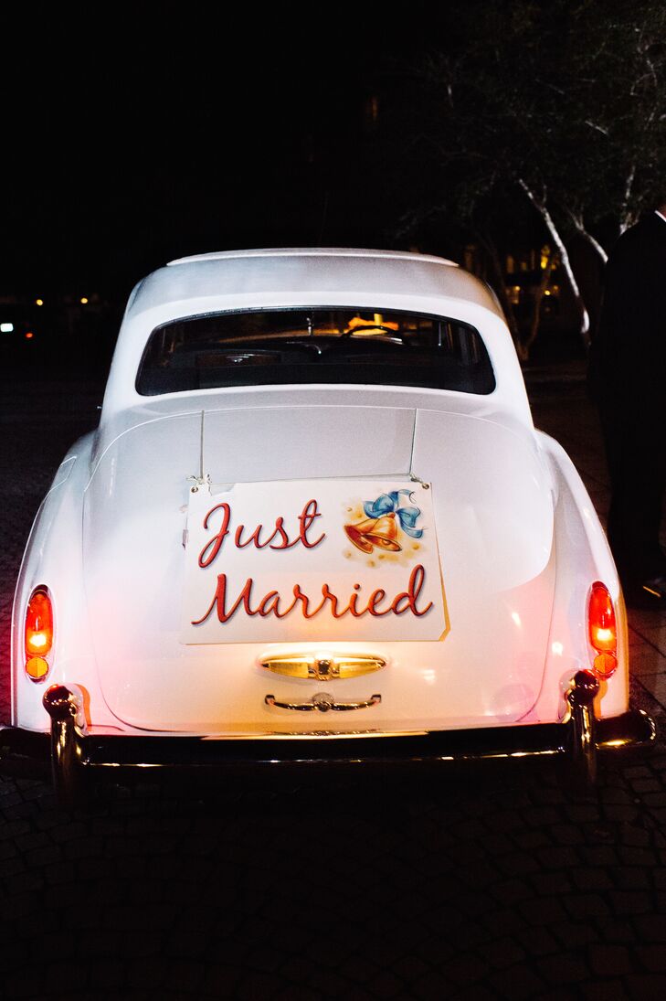 Bud & Alley's Restaurant & Rooftop Bar was more than the caterer. After the grand bubble exit, Caroline and Christopher slipped into this classic white Rolls-Royce and headed for their after-party at the restaurant. The car also had some of their favorite treats from Whataburger—a surprise for Caroline from Christopher. “Because it was such a nice car, we weren’t allowed to eat in it,” Caroline says. “It smelled so good and we were so hungry that we had to pull over to eat before getting back into the car to go to the after-party.”