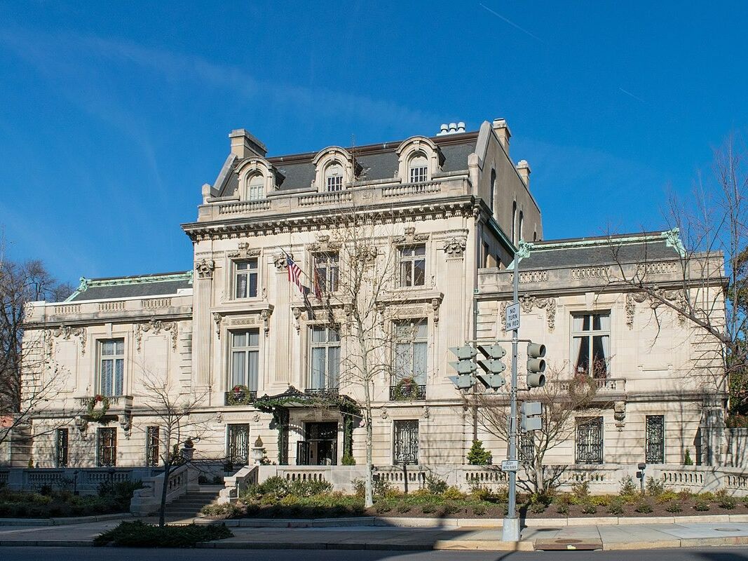 Picture of Cosmos Club