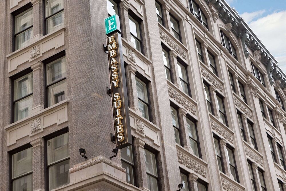 Picture of Embassy Suites Louisville Downtown