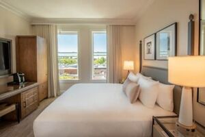 Picture of Hotel E