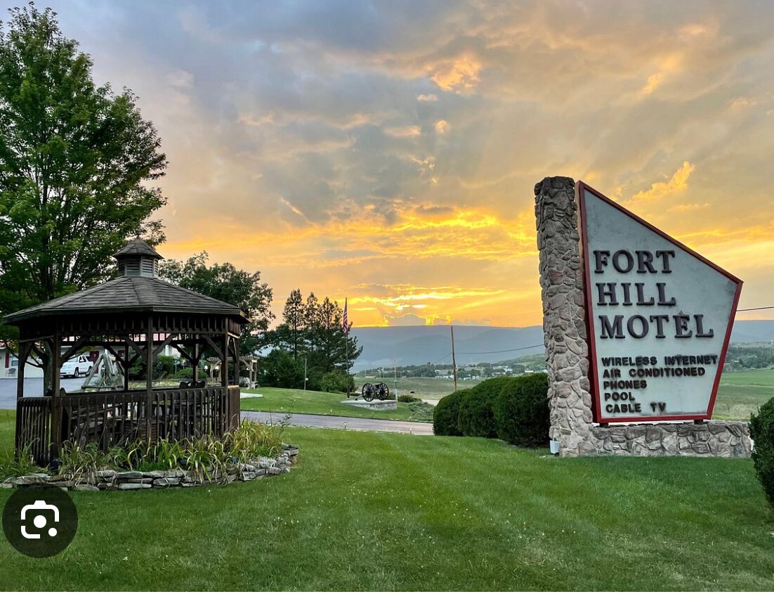 Picture of Fort Hill Motel 
