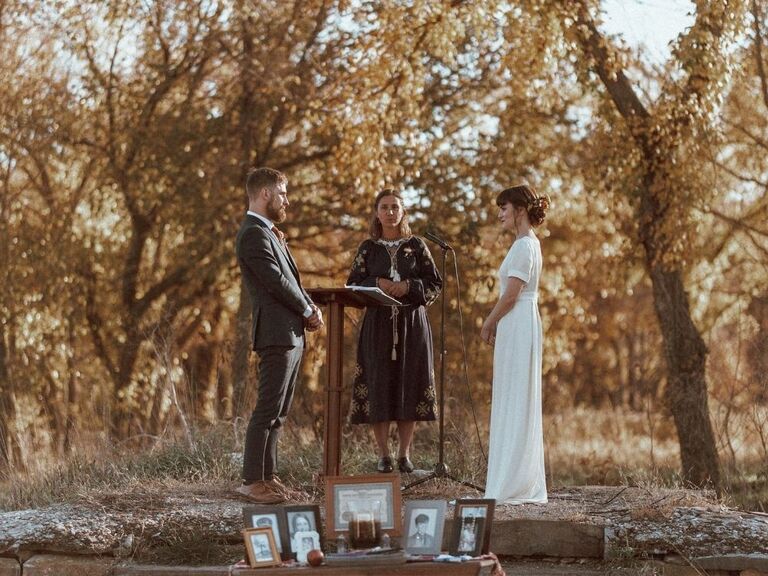 couple exchanging Cherokee wedding vows