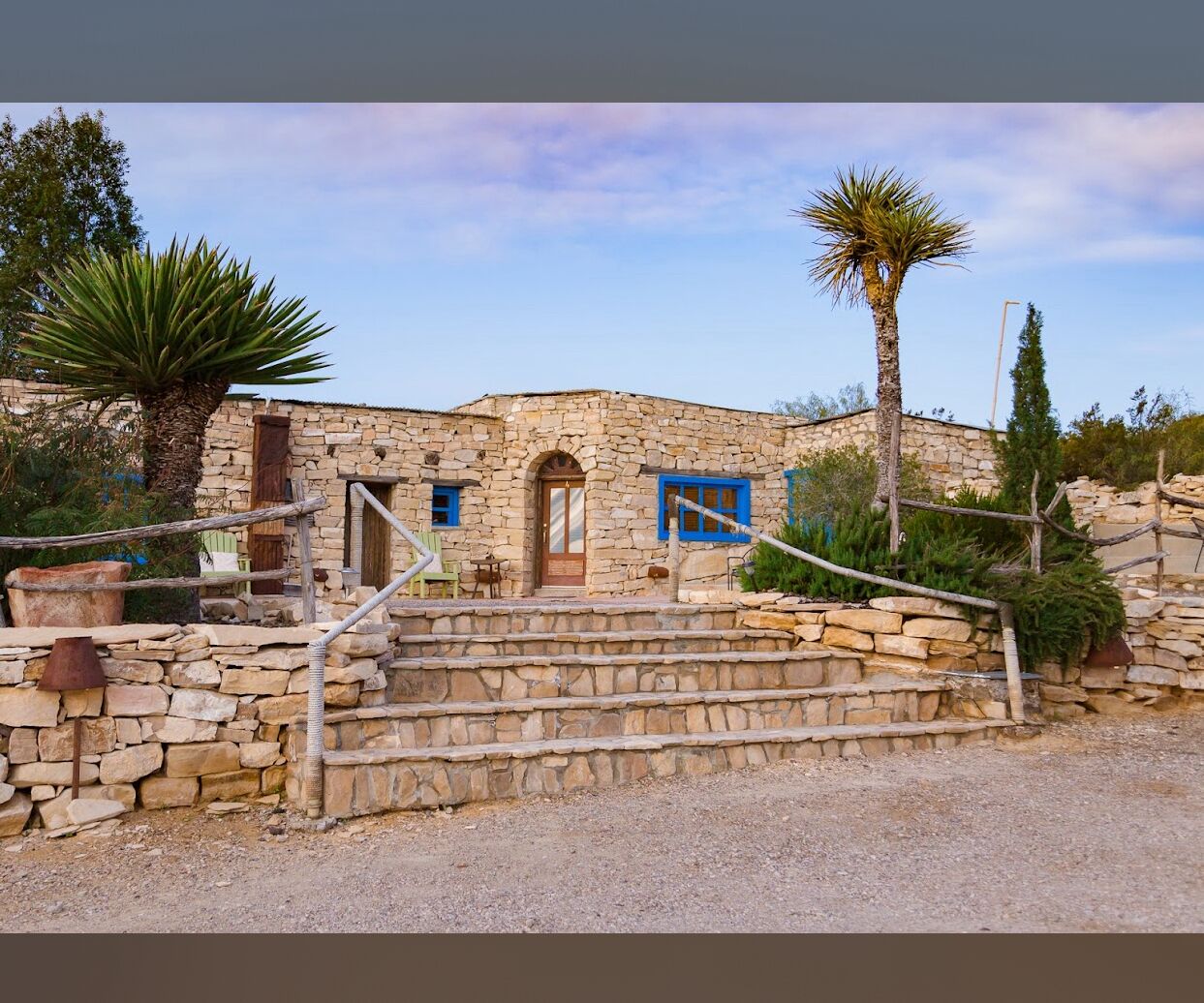 Picture of La Posado Milagro Guest House