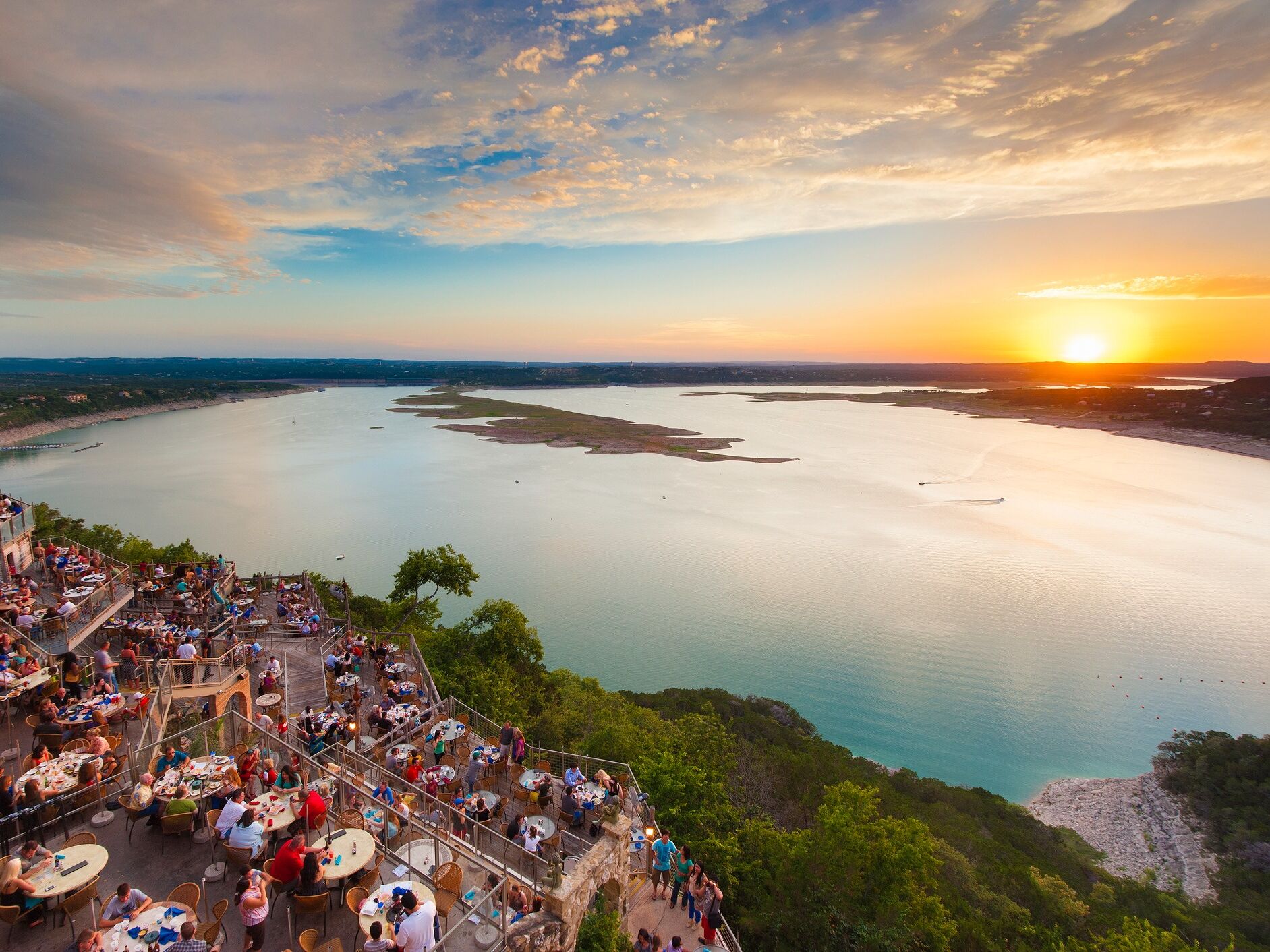 Picture of Lakeside Boat Rentals