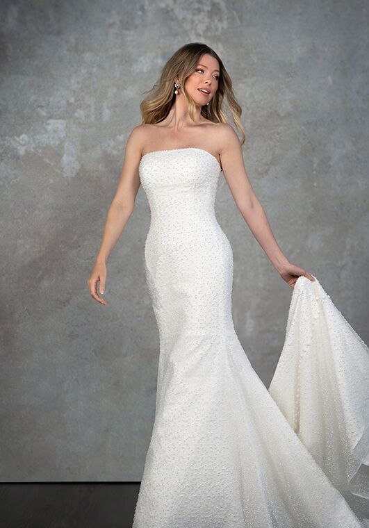 Essense of Australia D4182 Fit-and-Flare Wedding Dress - 4