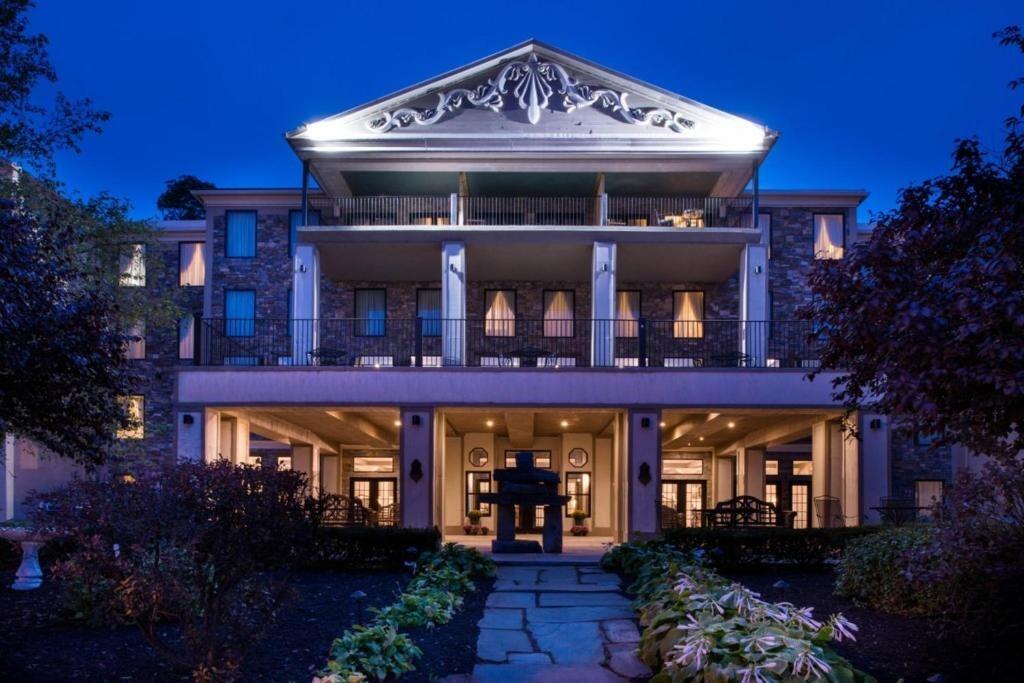 Picture of Niagara Crossing Hotel & Spa