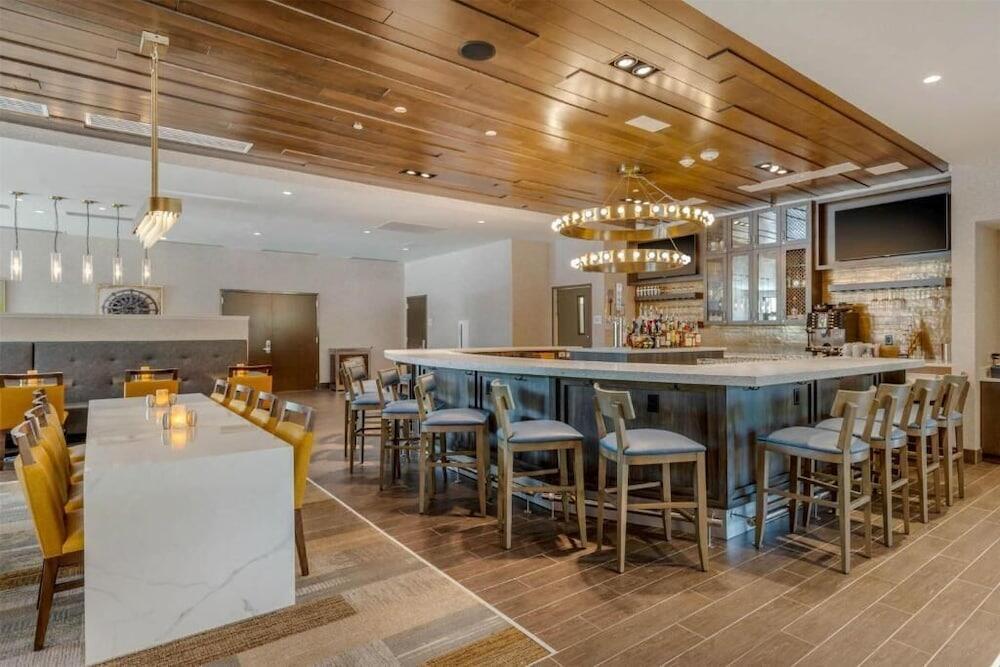 Picture of DoubleTree by Hilton Charleston Riverview
