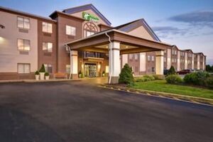 Picture of Holiday Inn Express Middletown / Newport