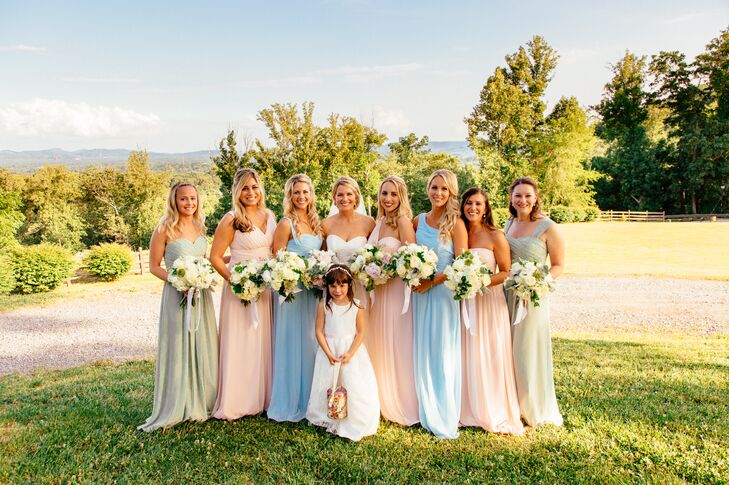 The bridesmaids picked their own Bill Levkoff dresses in the pastel shade and style they preferred.
