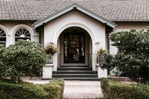 Picture of Links House