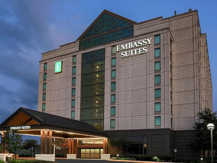 Picture of Embassy Suites by Hilton Chicago Lombard Oak Brook