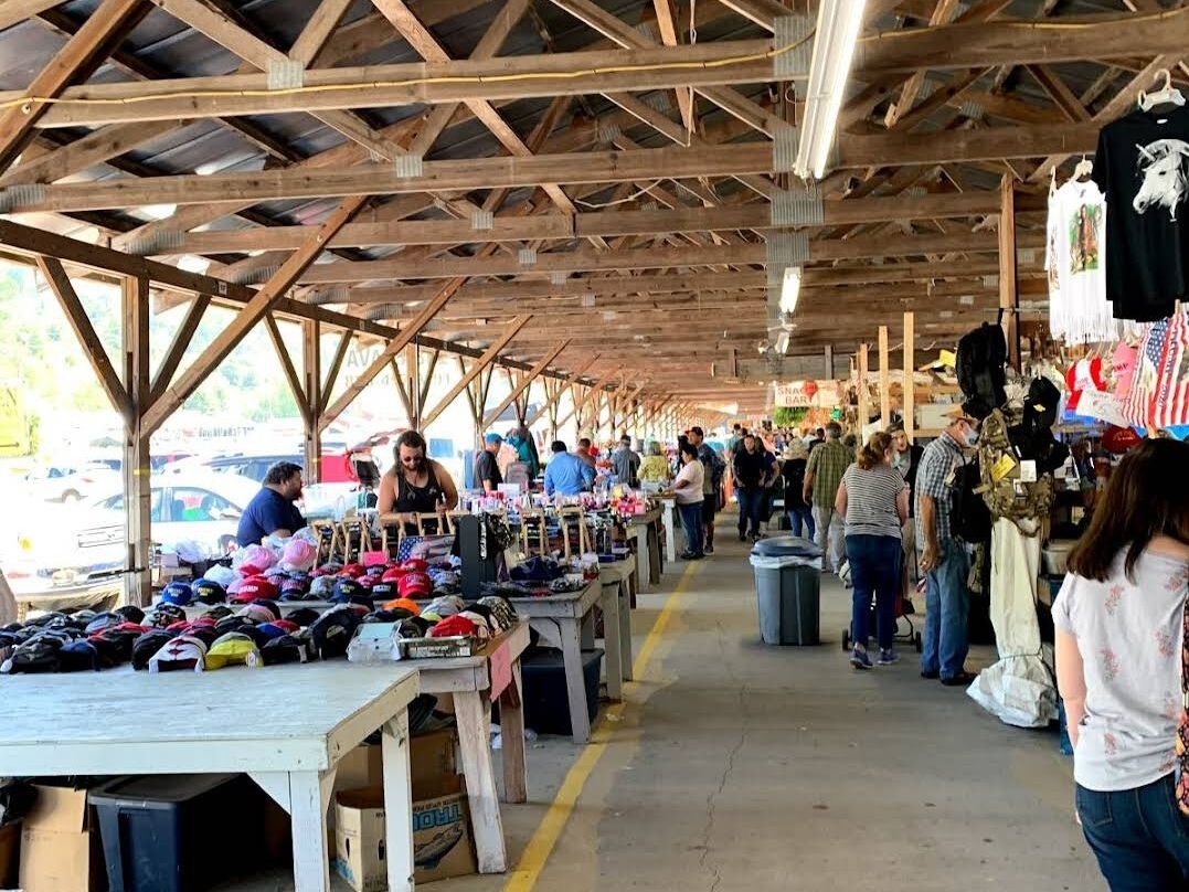 Picture of Uncle Bill's Flea Market