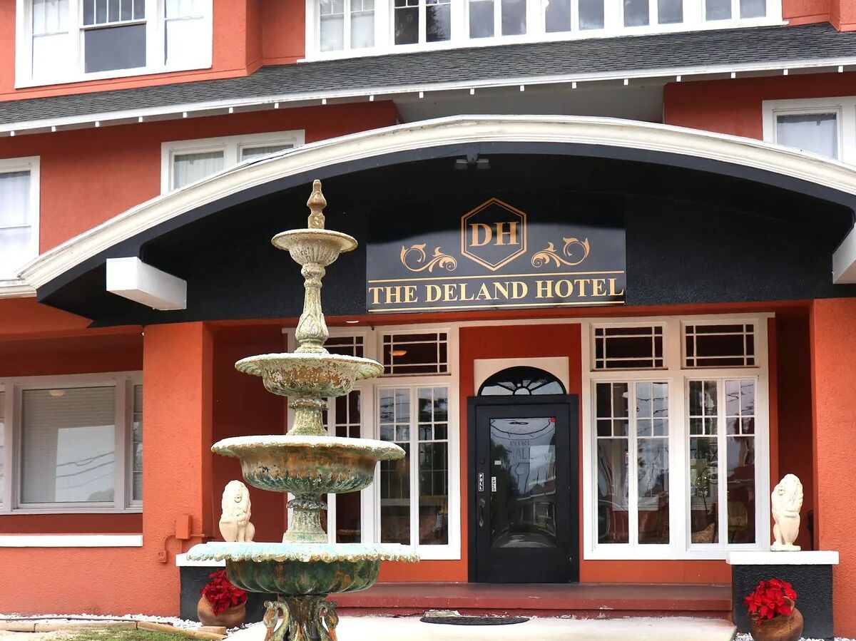 Picture of The Deland Hotel