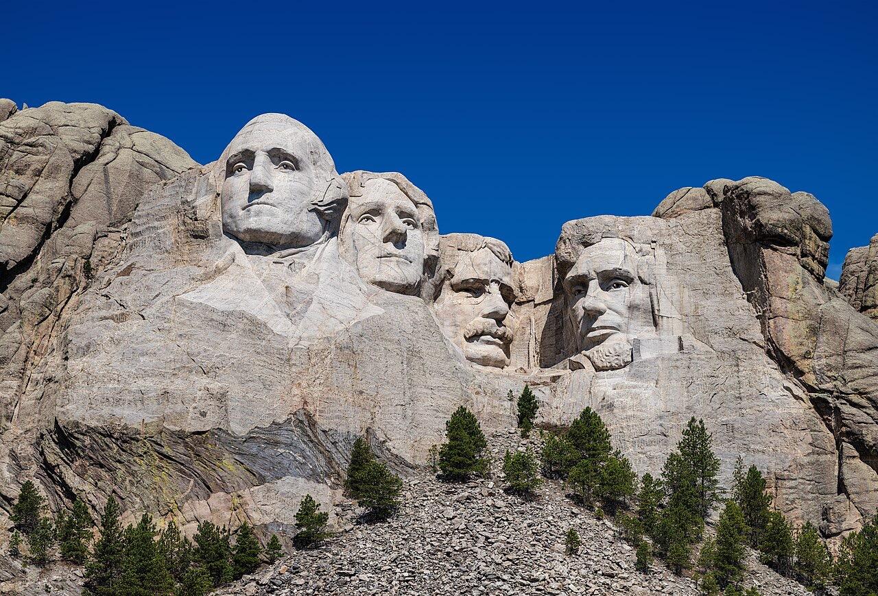 Picture of Mount Rushmore National Memorial