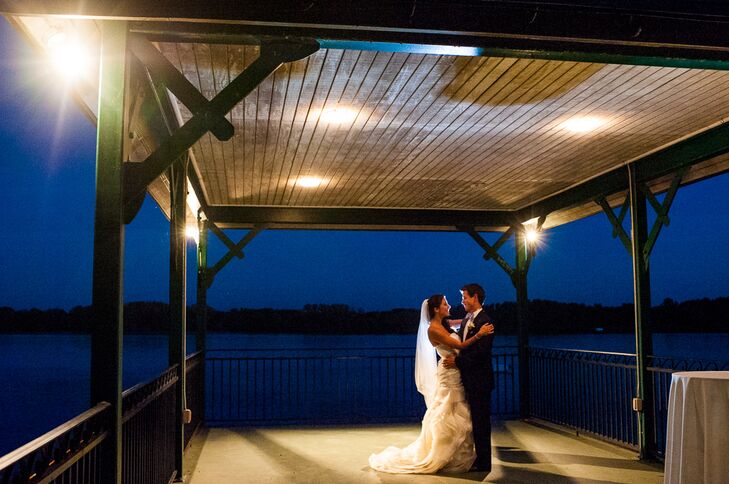 Kassandra Edmonds (26 and in medical sales) and Brian Walsh (33 and in medical sales) weren't afraid to use "spring" colors at their fall wedding. "We