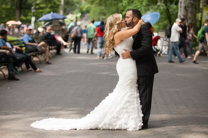 
                    Christie Pasqua (26 and works in sales) and Joe Narvaez (38 and works in sales) met doing stand-up comedy in New York City. "We 