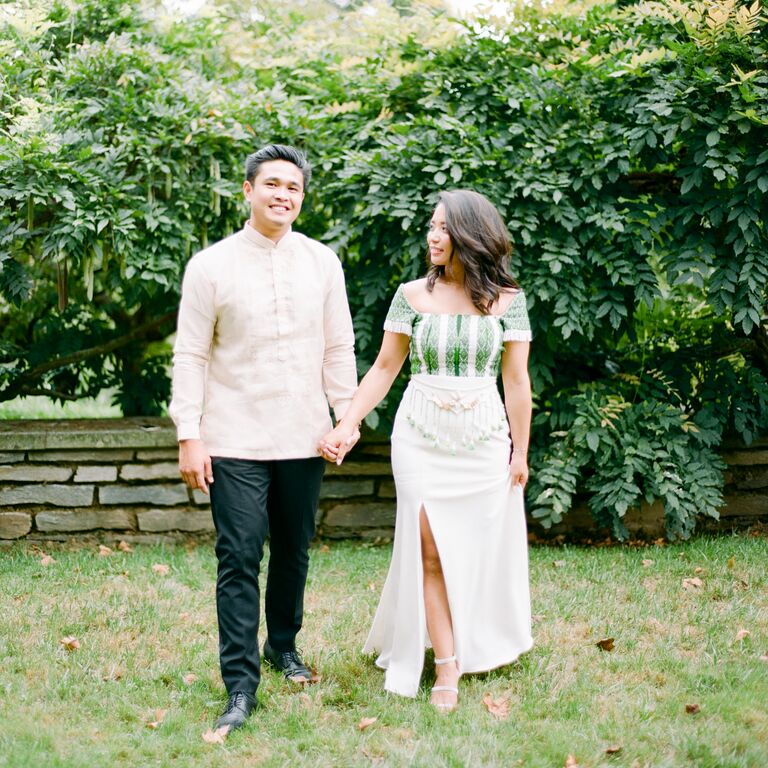 Engagement Photo Ideas with Cultural Attire