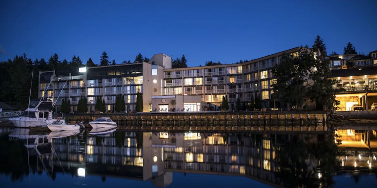 Picture of Oceanfront Suites at Cowichan Bay 