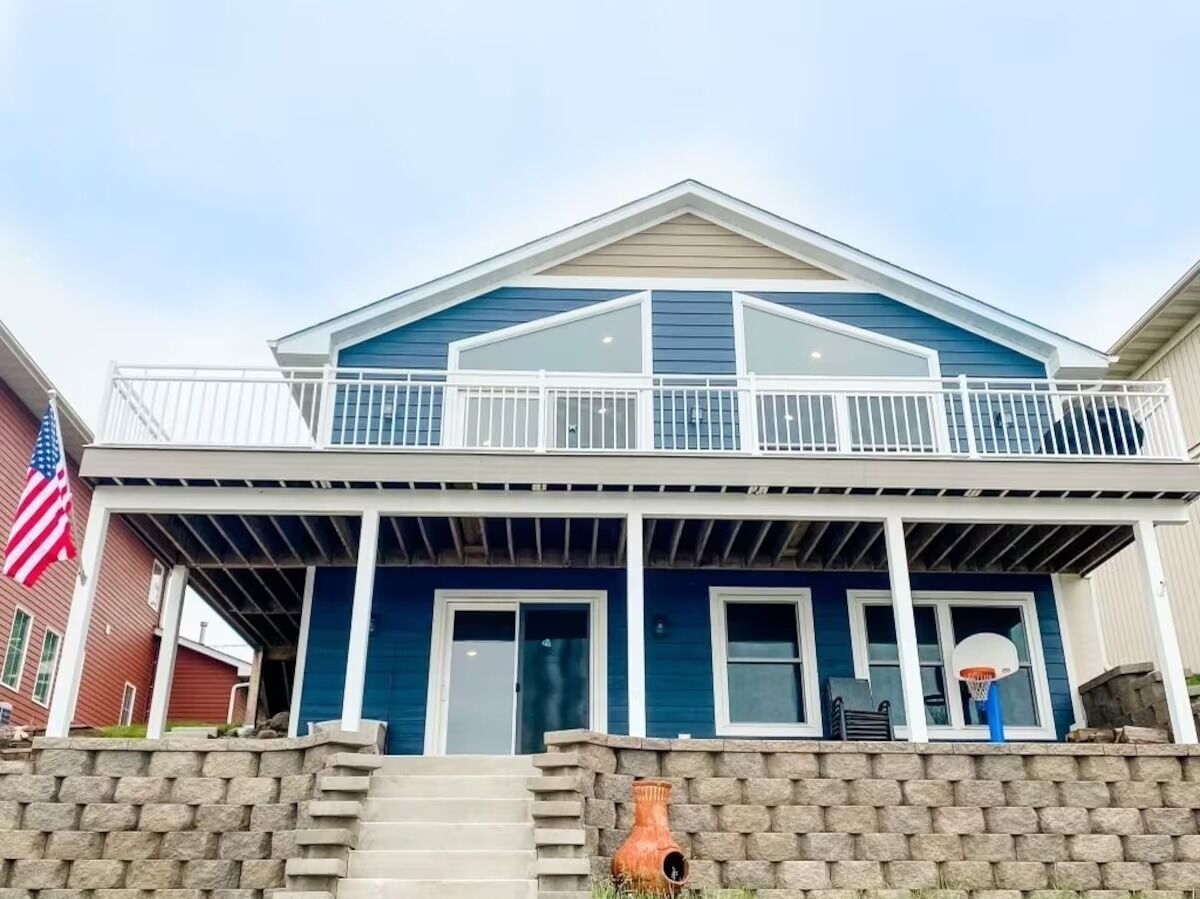 Picture of Edgewater Bungalow Lake Home