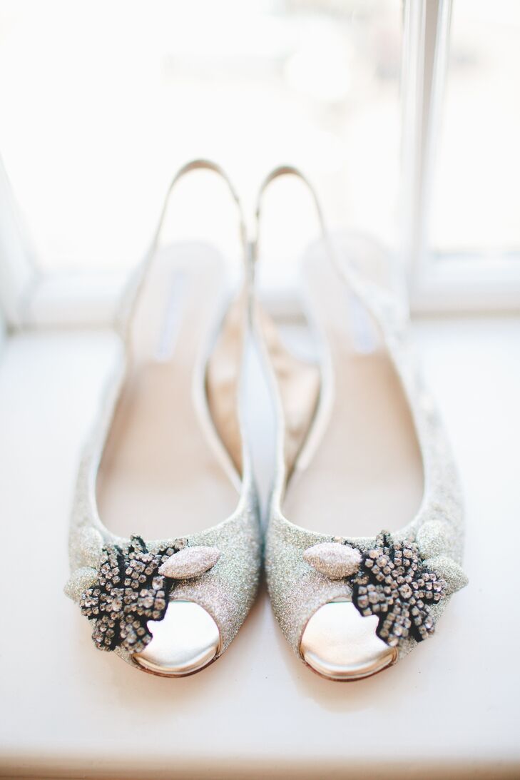 Julia found her shoes and Nordstrom Rack and used a DIY tutorial she found online to cover them in silver glitter for a glam touch.