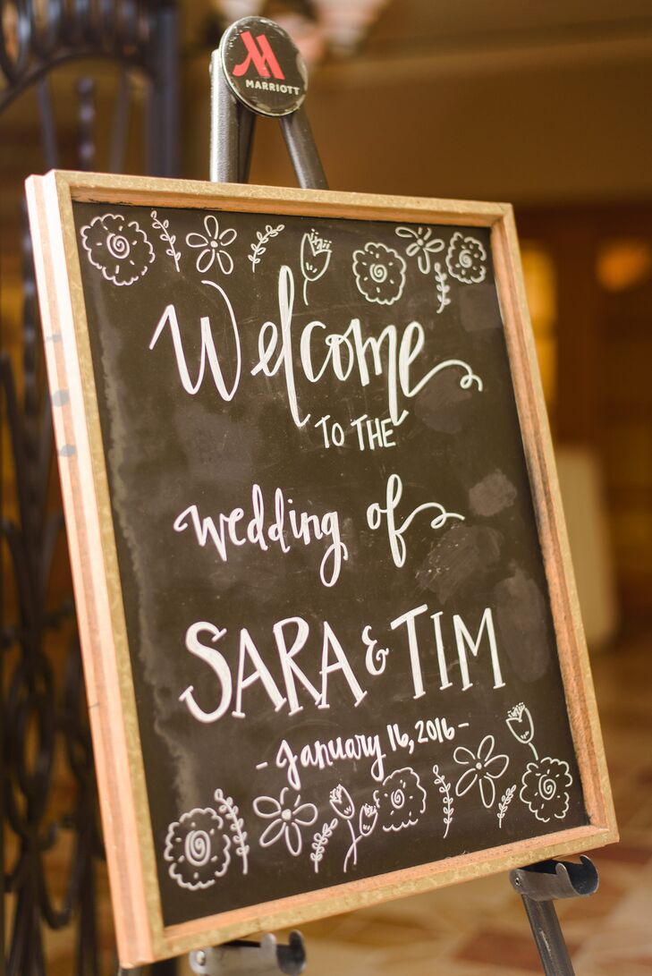 Black-and-White Chalkboard "Welcome" Sign
