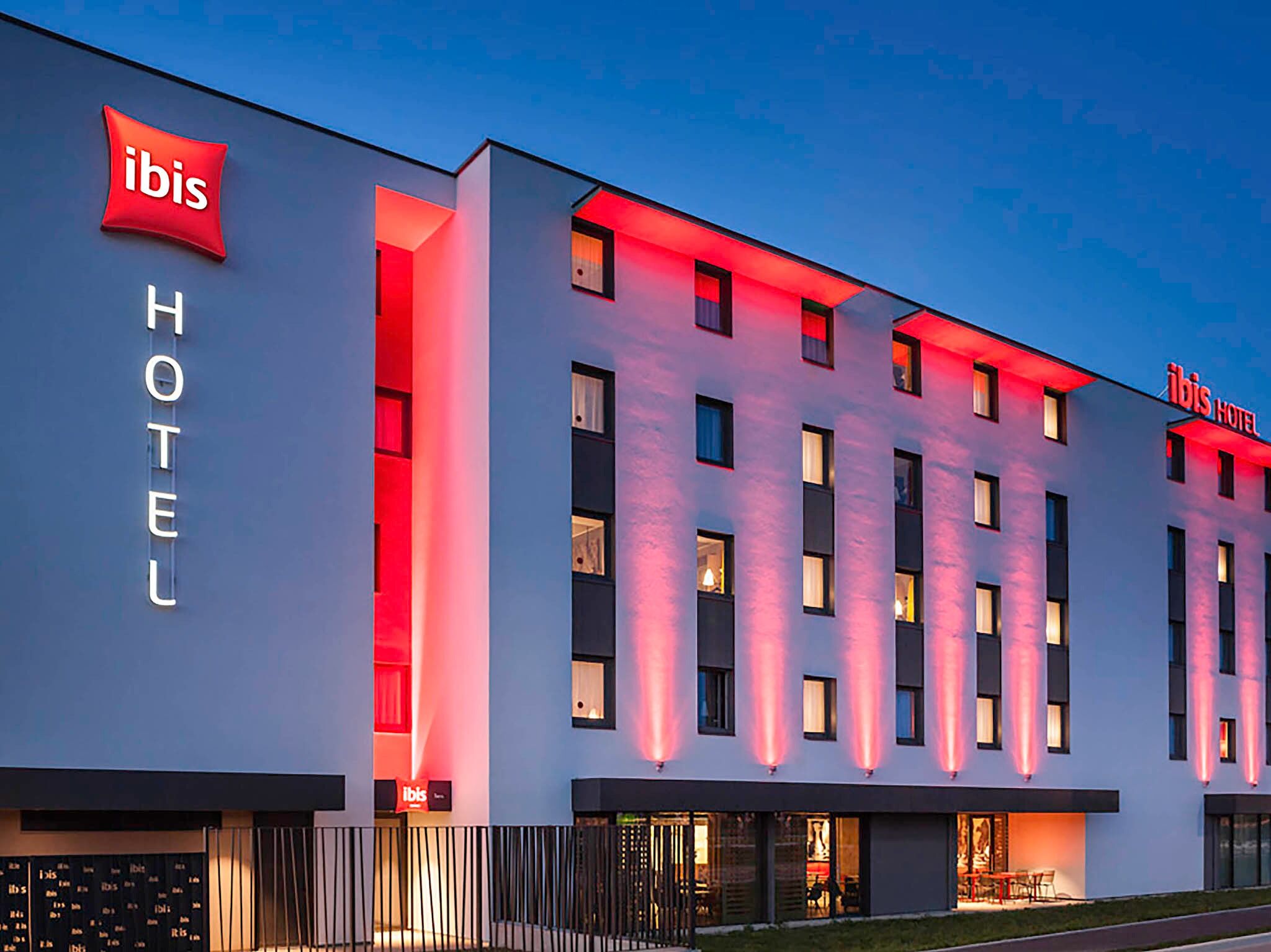 Picture of Hotel Ibis Sens Sud