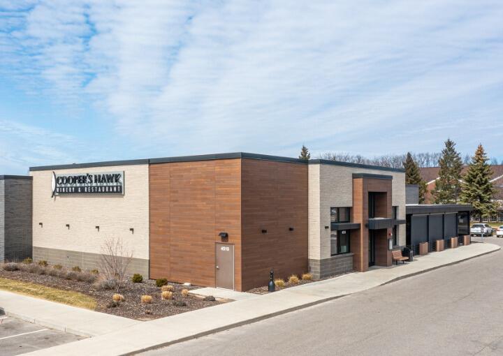 Picture of Cooper's Hawk Winery & Restaurant