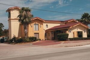 Picture of La Quinta Inn & Suites by Wyndham Lufkin