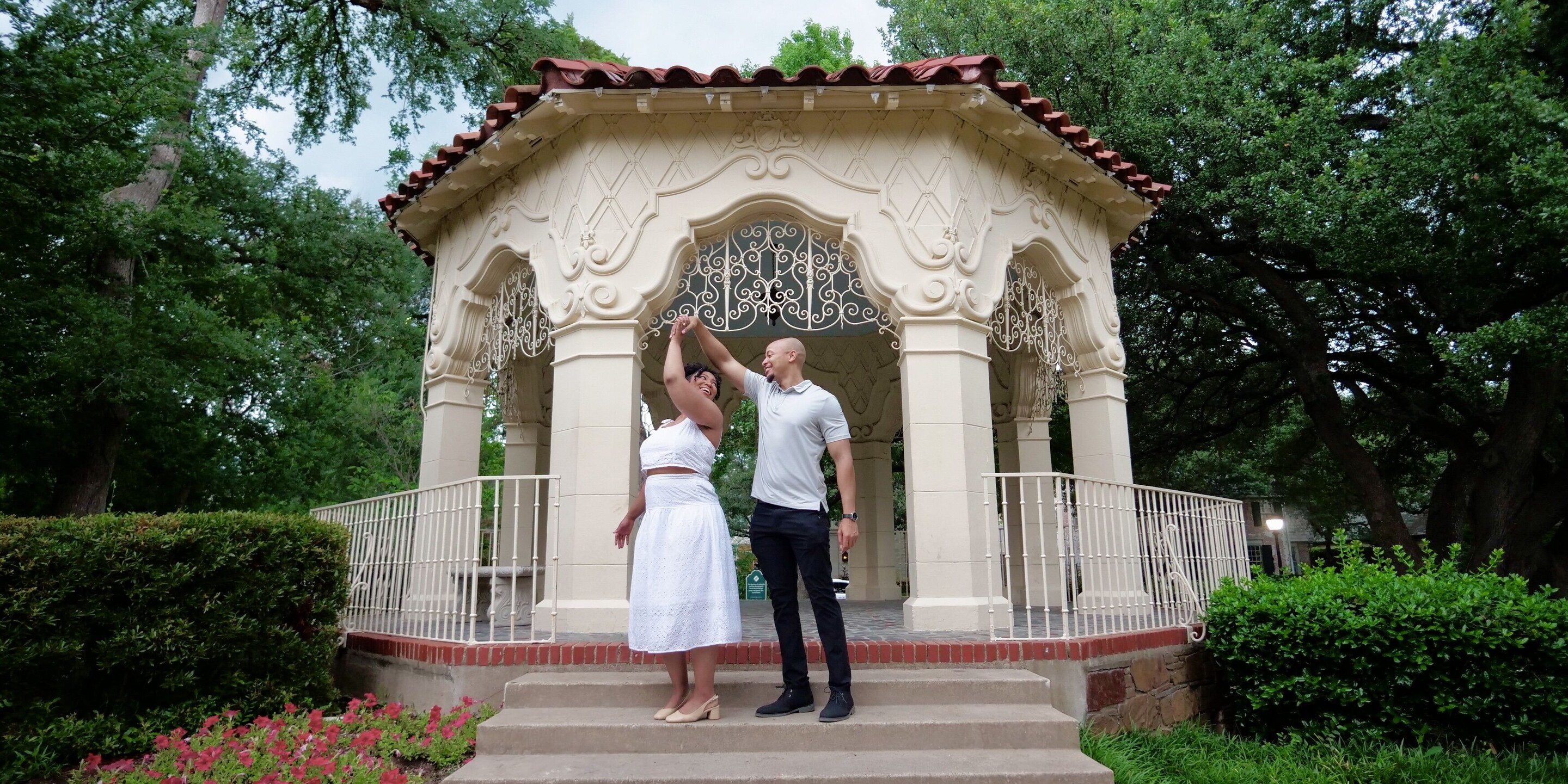 Ava & William Home Page Banner