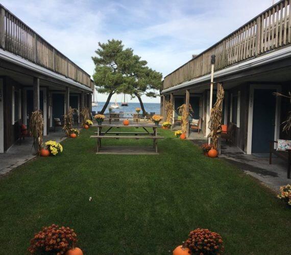 Picture of Vineyard Harbor Motel