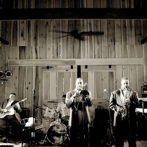 Live Band