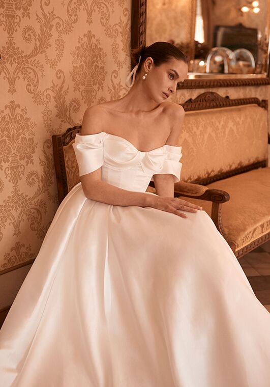 Soft flow by Ricca Sposa Atelier Faustina 25-014(3) Ball Gown Wedding Dress - 3