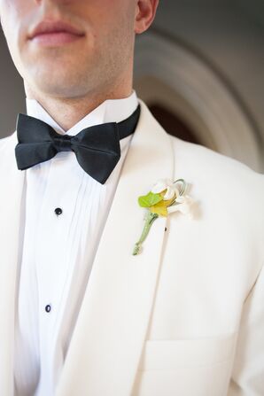 Simple White Boutonniere