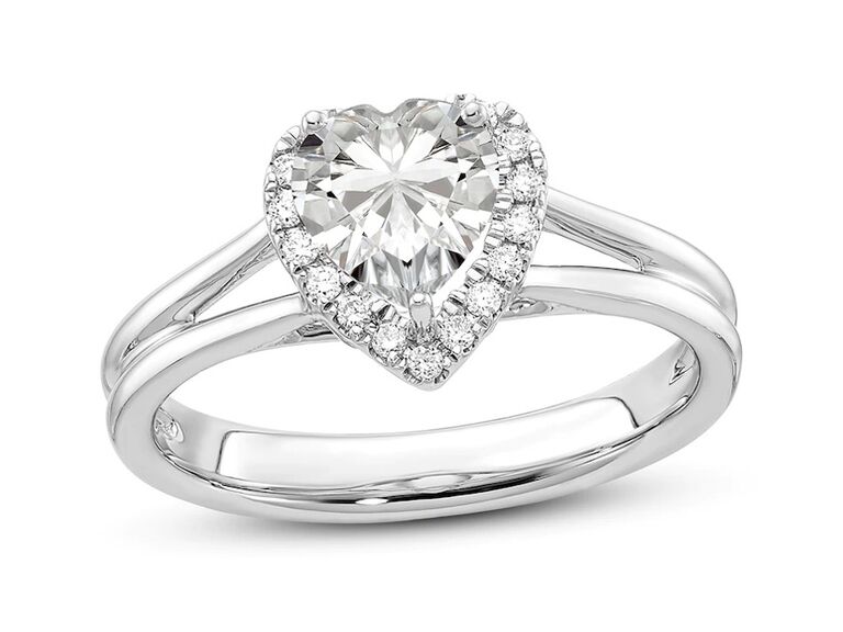 jared diamond heart shaped engagement ring with heart shaped round diamond halo and split shank white gold band