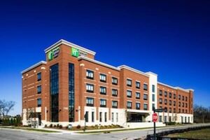 Picture of Holiday Inn Express & Suites Franklin Berry Farms an IHG Hotel