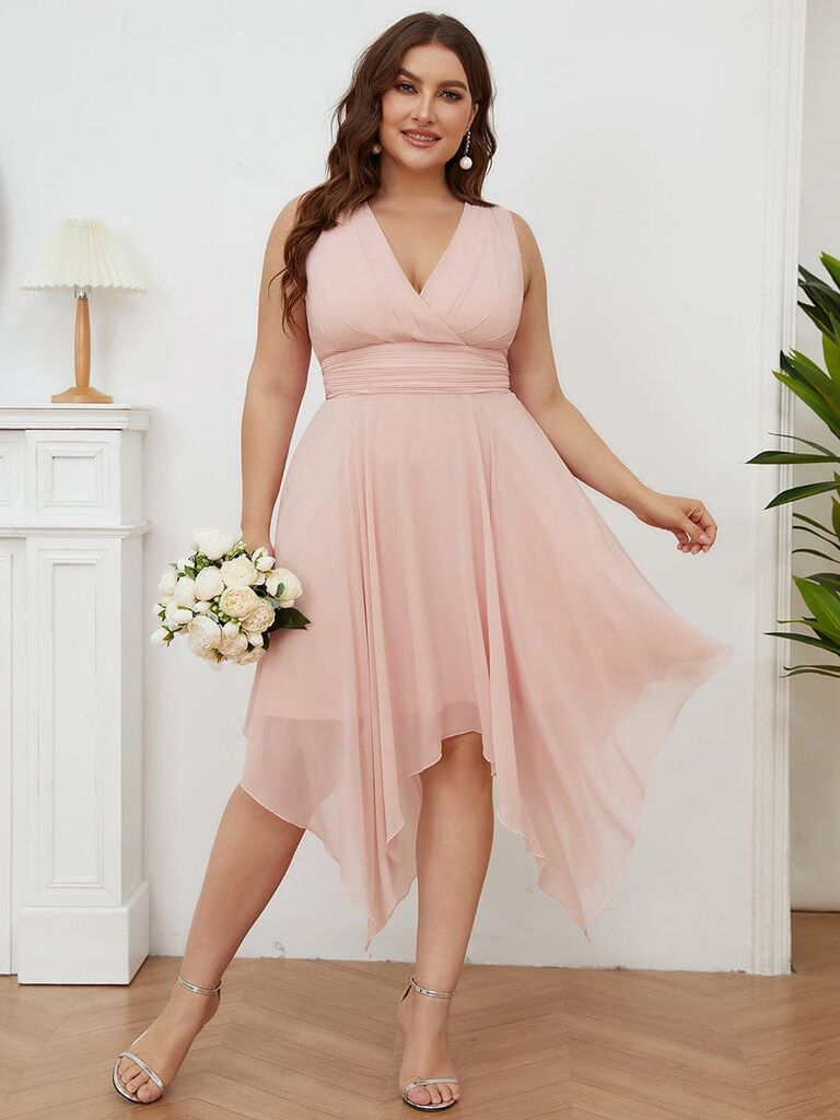 32 Gorgeous Plus-Size 2023 Weddings